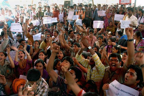 करप्शन के खिलाफ जुटा पूरा हिन्दुस्तान । जनसमर्थन