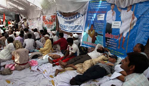 करप्शन के खिलाफ जुटा पूरा हिन्दुस्तान । जनसमर्थन