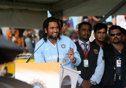 जन्‍मदिन मुबारक हो 'धूम-धूम' धोनी...