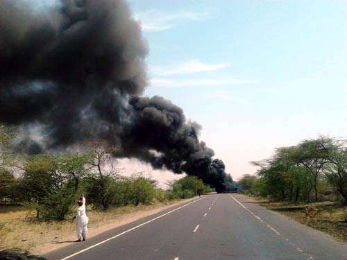 जो तस्‍वीरें आपने भेजी, उसे देखें