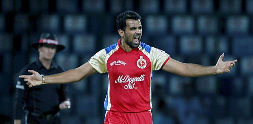 बैंगलोर ने दिल्‍ली को तीन विकेट से हराया