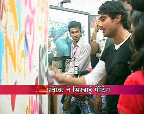 'आरक्षण' के प्रमोशन में उतरे बॉलीवुड स्‍टार | दीपिका के जलवे