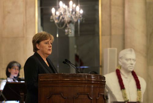 31मई 2011: तस्‍वीरों में देखें दिनभर की बड़ी खबरें