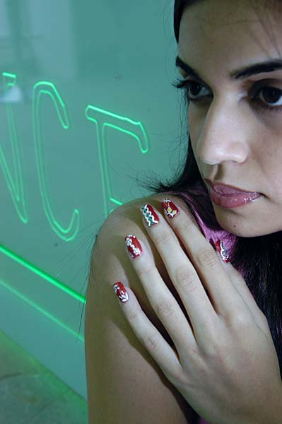 लड़कियों को संवरने में क्‍यों लगता है समय? |   चुंबन प्‍यार वाला