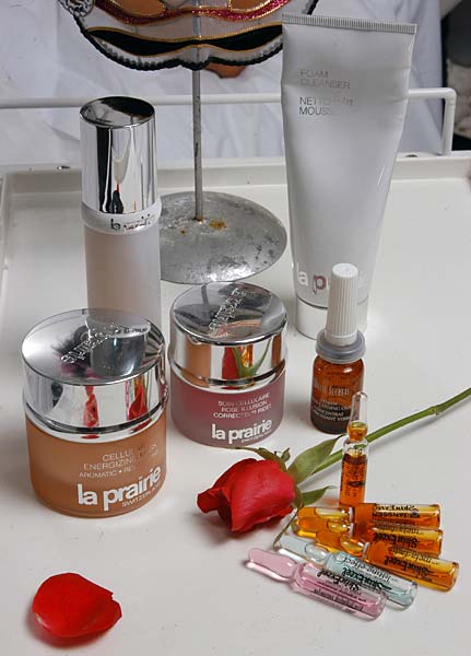 लड़कियों को संवरने में क्‍यों लगता है समय? |   चुंबन प्‍यार वाला