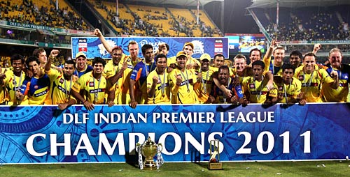 कैसे किया धोनी की सेना ने खिताब पर कब्जा । टॉप बल्‍लेबाज