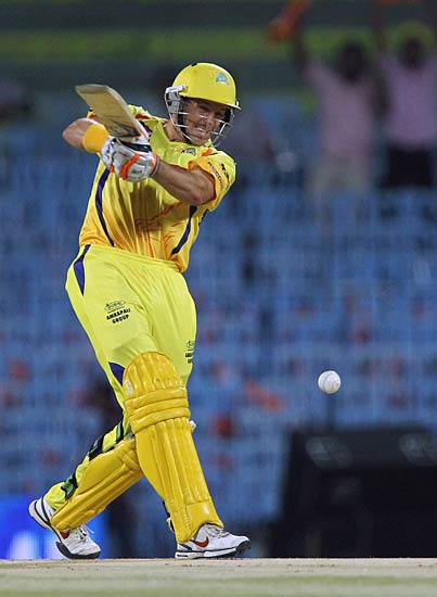 कोच्चि को हरा चेन्‍नई प्‍लेऑफ में पहुंचा