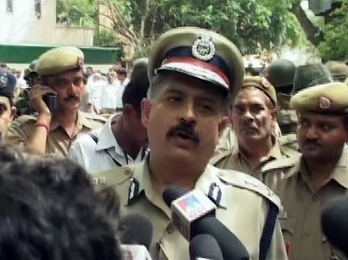 दिल्‍ली में कैसे और कहां हुआ ब्‍लास्‍ट