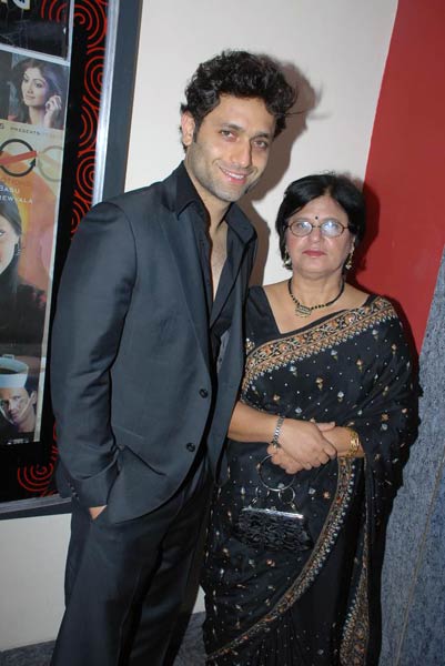 'मदर्स डे' पर ममता से भीगा बॉलीवुड