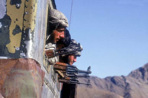 पाकिस्‍तान में तालिबानी आतंकियों का खौफ । तालिबान का सच‍