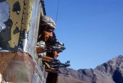 पाकिस्‍तान में तालिबानी आतंकियों का खौफ । तालिबान का सच‍