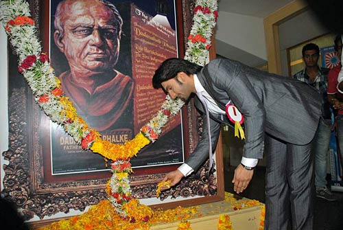 दादा साहब फाल्‍के अवार्ड समारोह में सितारे । देखें जलवा