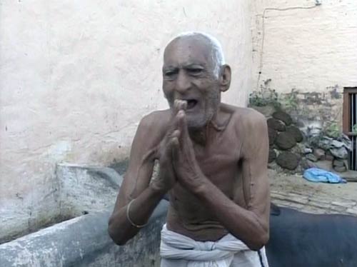 देखें यूपी में जमीन अधिग्रहण को लेकर कैसे भड़की आग...