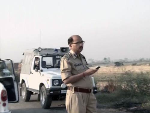 देखें यूपी में जमीन अधिग्रहण को लेकर कैसे भड़की आग...