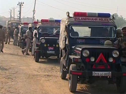 देखें यूपी में जमीन अधिग्रहण को लेकर कैसे भड़की आग...