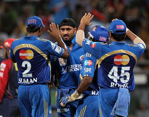 ट्वेंटी-20 लीग सीजन 4 के टॉप गेंदबाज