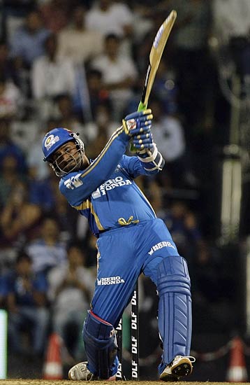 मुंबई ने पुणे को 21 रनों से हराया