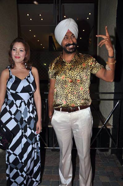 गोल्‍ड अवार्ड 2011 प्री बैश | सोफिया का हॉट फोटो