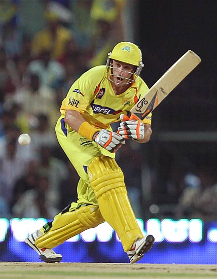 कैसे किया धोनी की सेना ने खिताब पर कब्जा । टॉप बल्‍लेबाज