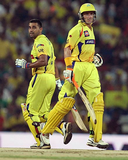 कैसे किया धोनी की सेना ने खिताब पर कब्जा । टॉप बल्‍लेबाज