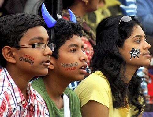 पुणे ने हैदराबाद को 6 विकेट से हराया