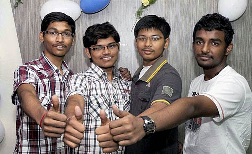 25 मई 2011: तस्‍वीरों में देखें दिनभर की बड़ी खबरें