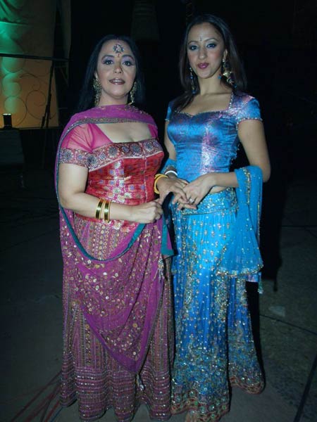 'मदर्स डे' पर ममता से भीगा बॉलीवुड