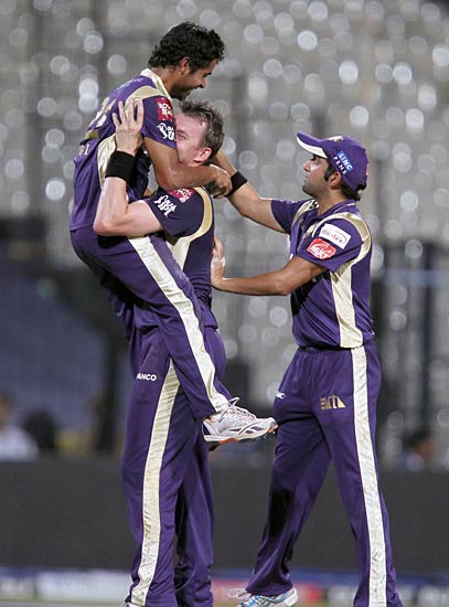 ट्वेंटी-20 लीग सीजन 4 के टॉप गेंदबाज