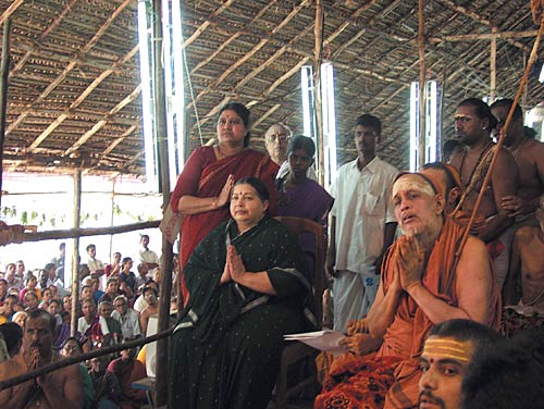 तमिलनाडु में जयललिता की सत्ता में वापसी