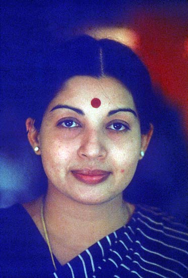 तमिलनाडु में जयललिता की सत्ता में वापसी