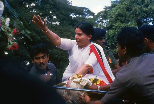 तमिलनाडु में जयललिता की सत्ता में वापसी