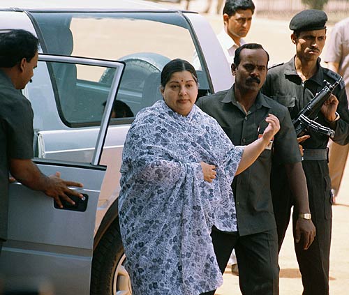 तमिलनाडु में जयललिता की सत्ता में वापसी