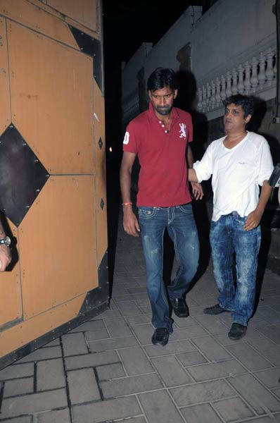 करन जोहर की बर्थडे पार्टी...। सितारों की मस्‍ती