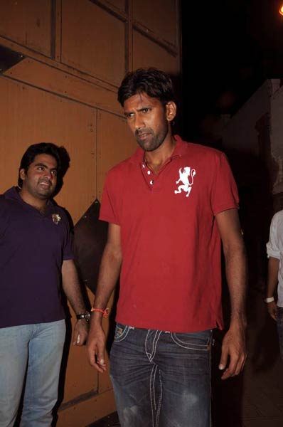 करन जोहर की बर्थडे पार्टी...। सितारों की मस्‍ती