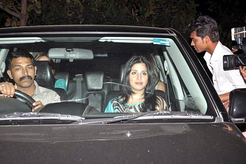 करन जोहर की बर्थडे पार्टी...। सितारों की मस्‍ती