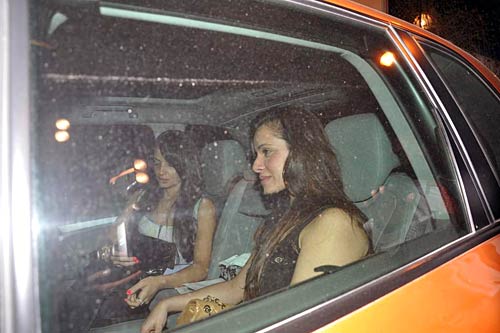 करन जोहर की बर्थडे पार्टी...। सितारों की मस्‍ती