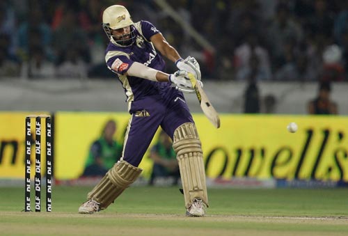 कोलकाता ने हैदराबाद को 20 रन से हराया