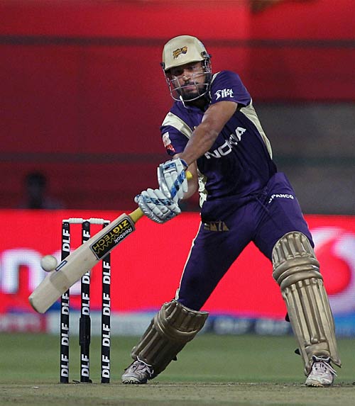 बैंगलोर ने कोलकाता को 4 विकेट से हराया