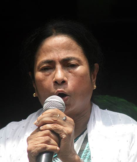 ममता के सामने नहीं टिक पाई सीपीएम...