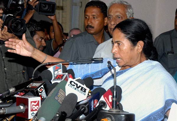 27 मई 2011: तस्‍वीरों में देखें दिनभर की बड़ी खबरें