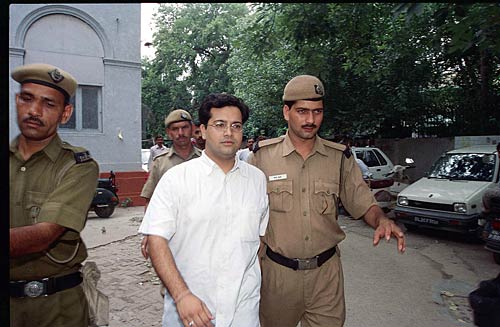 दिल्ली की तिहाड़ जेल से है कई वीआईपी कैदियों का नाता