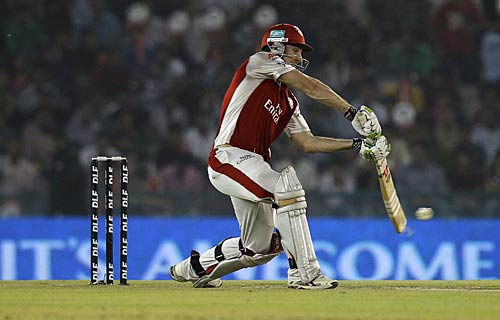 पंजाब से बुरी तरह हारी मुंबई