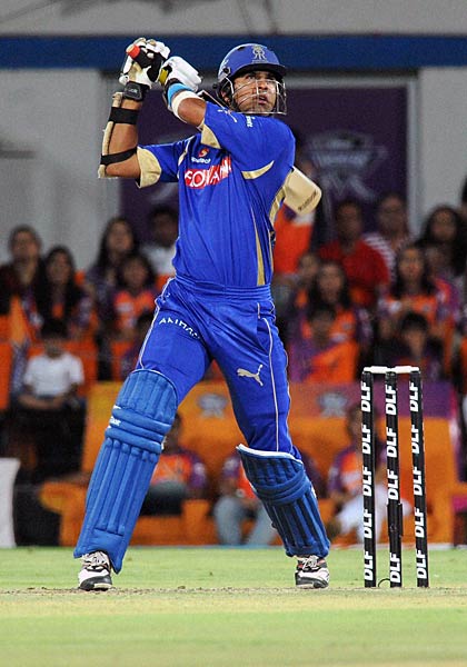 हॉज ने कोच्चि को दिलाई ‘रॉयल’ जीत