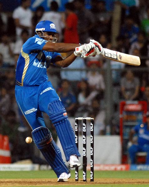 वाटसन के तूफान में उड़ा मुंबई