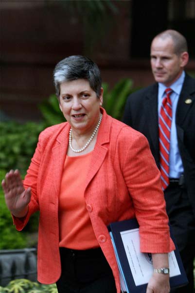 26 मई 2011: तस्‍वीरों में देखें दिनभर की बड़ी खबरें