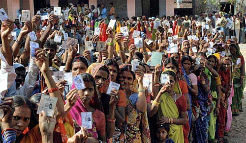 28 मई 2011: तस्‍वीरों में देखें दिनभर की बड़ी खबरें