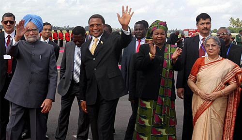 28 मई 2011: तस्‍वीरों में देखें दिनभर की बड़ी खबरें