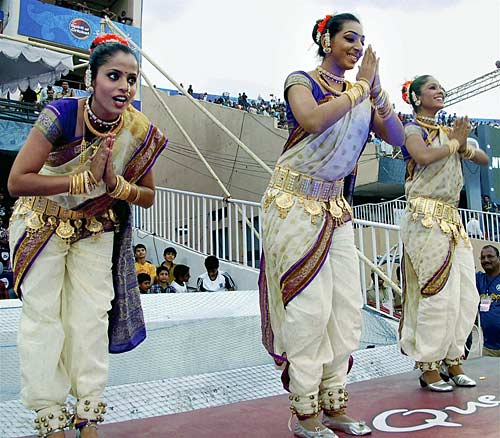 पुणे ने हैदराबाद को 6 विकेट से हराया