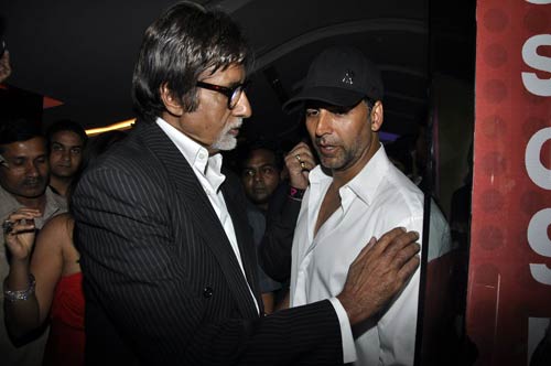 तस्‍वीरों में देखें 'रागिनी एमएमएस' । सितारों की मस्‍ती