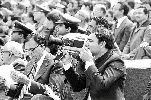 तस्‍वीरों में देखें राजीव गांधी का जीवन | राजीव... एक यात्रा